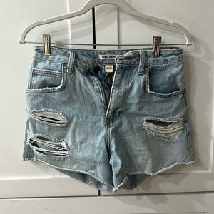 Billabong ripped shorts